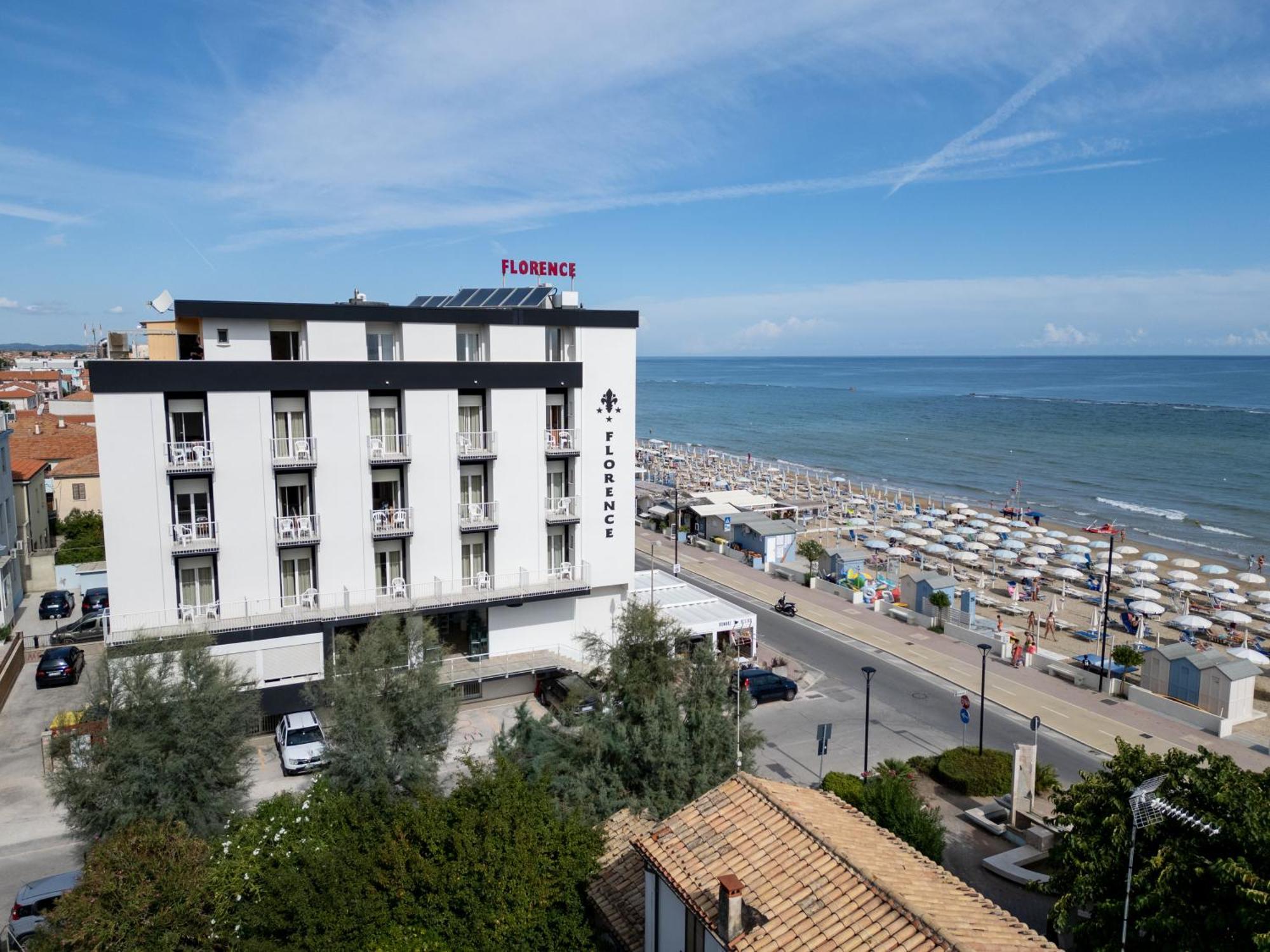Hotel Florence Marotta Kültér fotó
