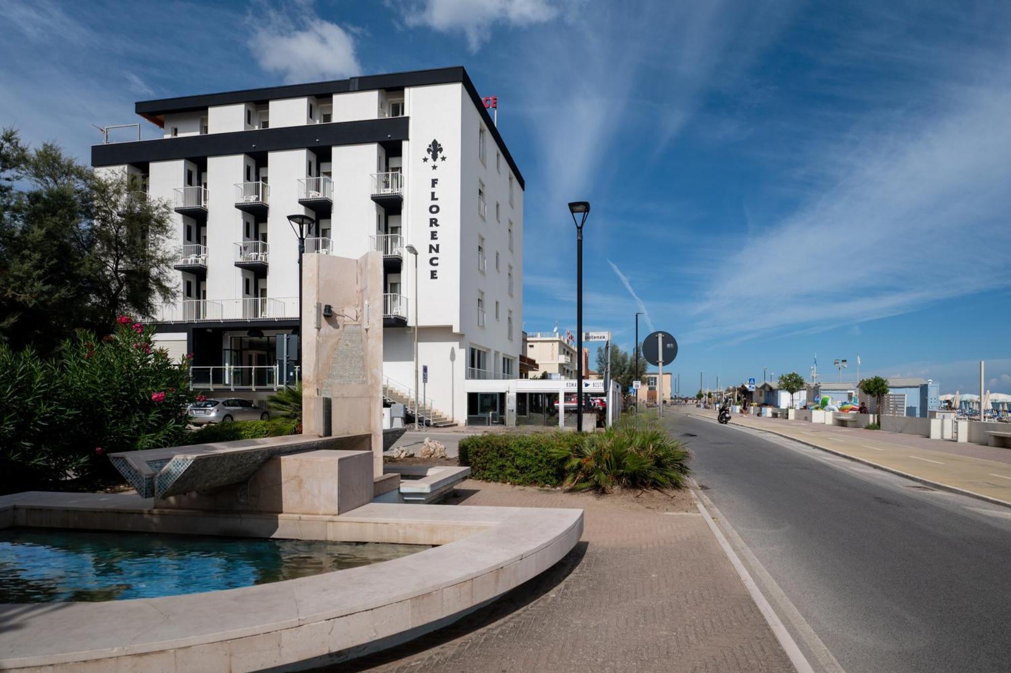 Hotel Florence Marotta Kültér fotó