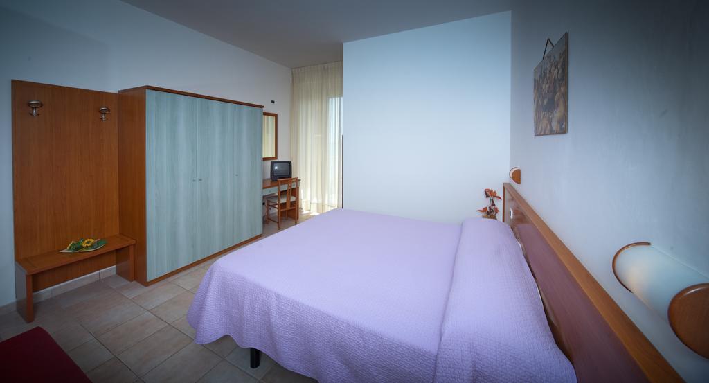Hotel Florence Marotta Kültér fotó