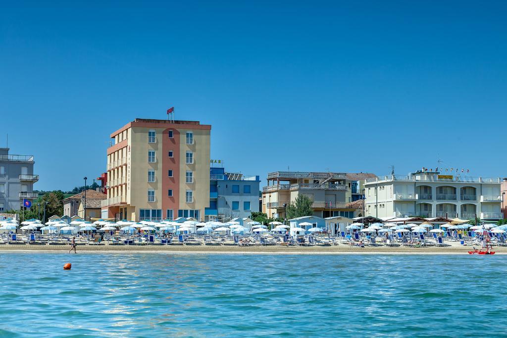 Hotel Florence Marotta Kültér fotó